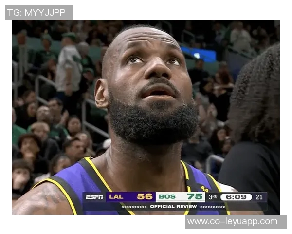 詹姆斯受伤真相揭秘是为了保存体力还是刷数据的策略分析